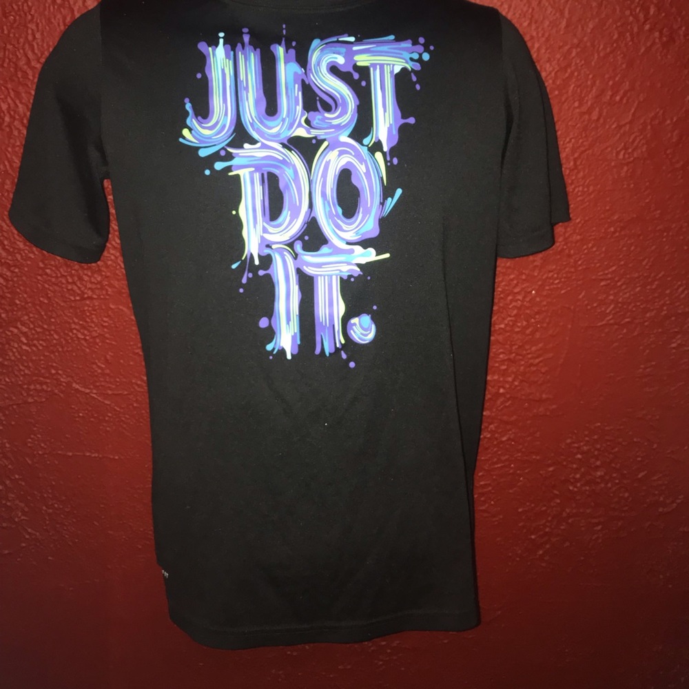 Nike “just do it” xl youth